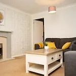 Wigmore Lodge - Free Parking & Airport & M1 & Contractor & Leisure
